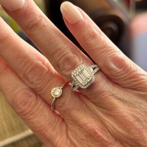 Gorgeous Emerald Cut Natural Diamond Ring size 5.5, 14K white gold, 1.22 carats